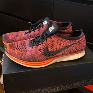 Nike Flyknit racer